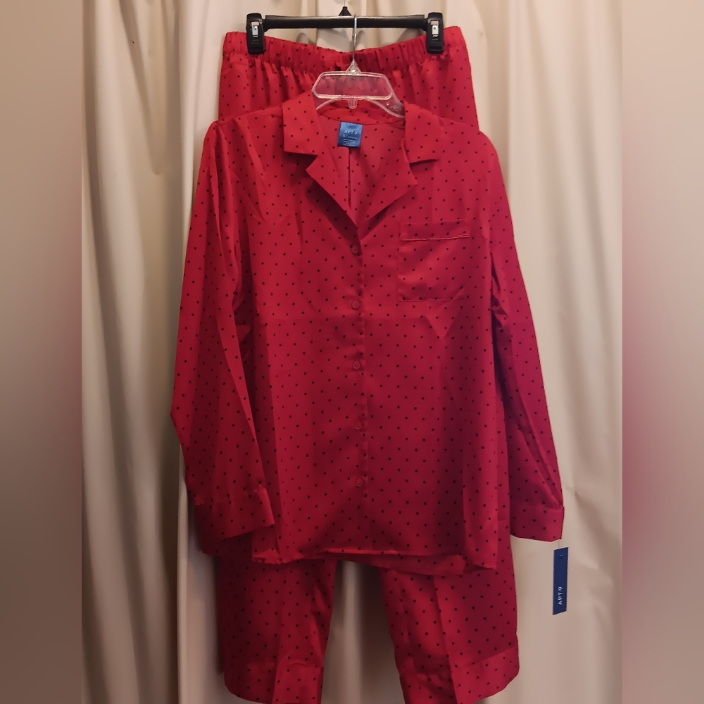 NWT Apt 9 Satin Pajama Set Size Small